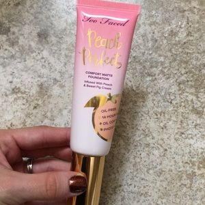 TOO FACED peach perfect foundation in Warm Nude